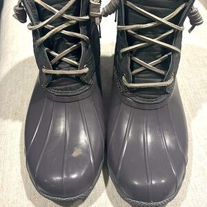 Women’s grey sperry duck boots
